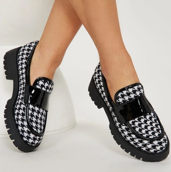 Houndstooth print shoes - Picture 2 of 8